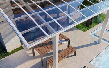 Thi công mái nhựa poly