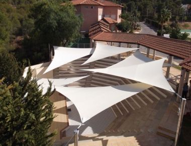 SỬA CHỮA MÁI CHE CÁNH BUỒM – KHÔNG GIAN ĐẸP LẠI NHƯ MỚI