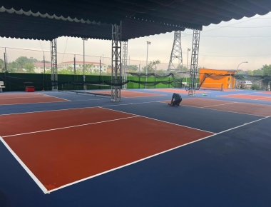 THI CÔNG MÁI CHE SÂN CẦU LÔNG 