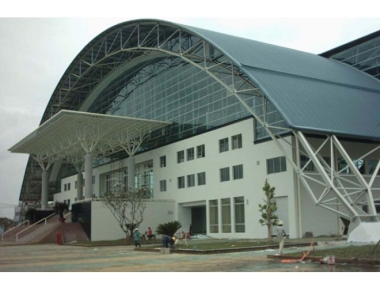 THI CÔNG MÁI VÒM TÔN 