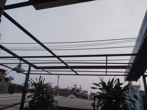 lắp đặt mái che sân thượng