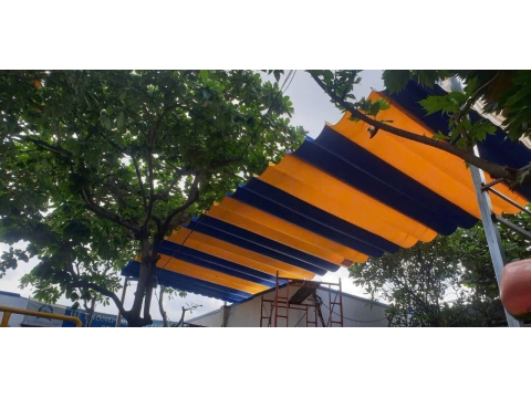 Mái che hệ thống tuệ Đức