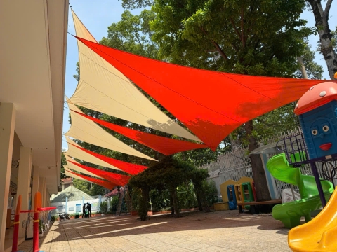 Mái che mầm non hoa Lư quận 1