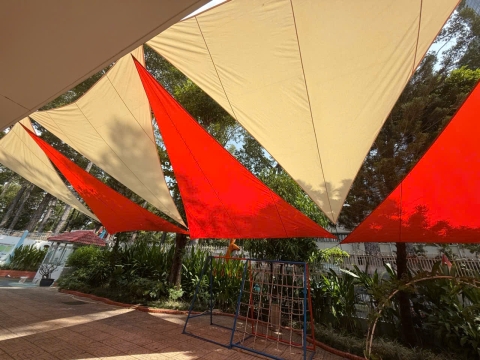 Mái che mầm non hoa Lư quận 1