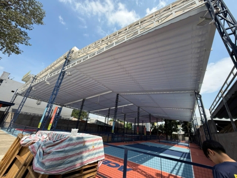 Thi công mái che sân pickleball giá rẽ tại bình dương