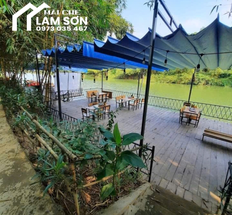 Mái che quán nhậu bờ sông