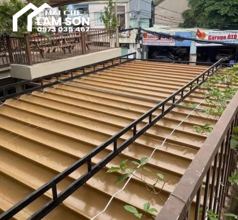 Thi công mái che giá rẻ