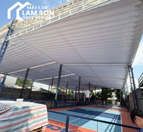 Thi công mái che sân pickleball giá rẽ tại bình dương